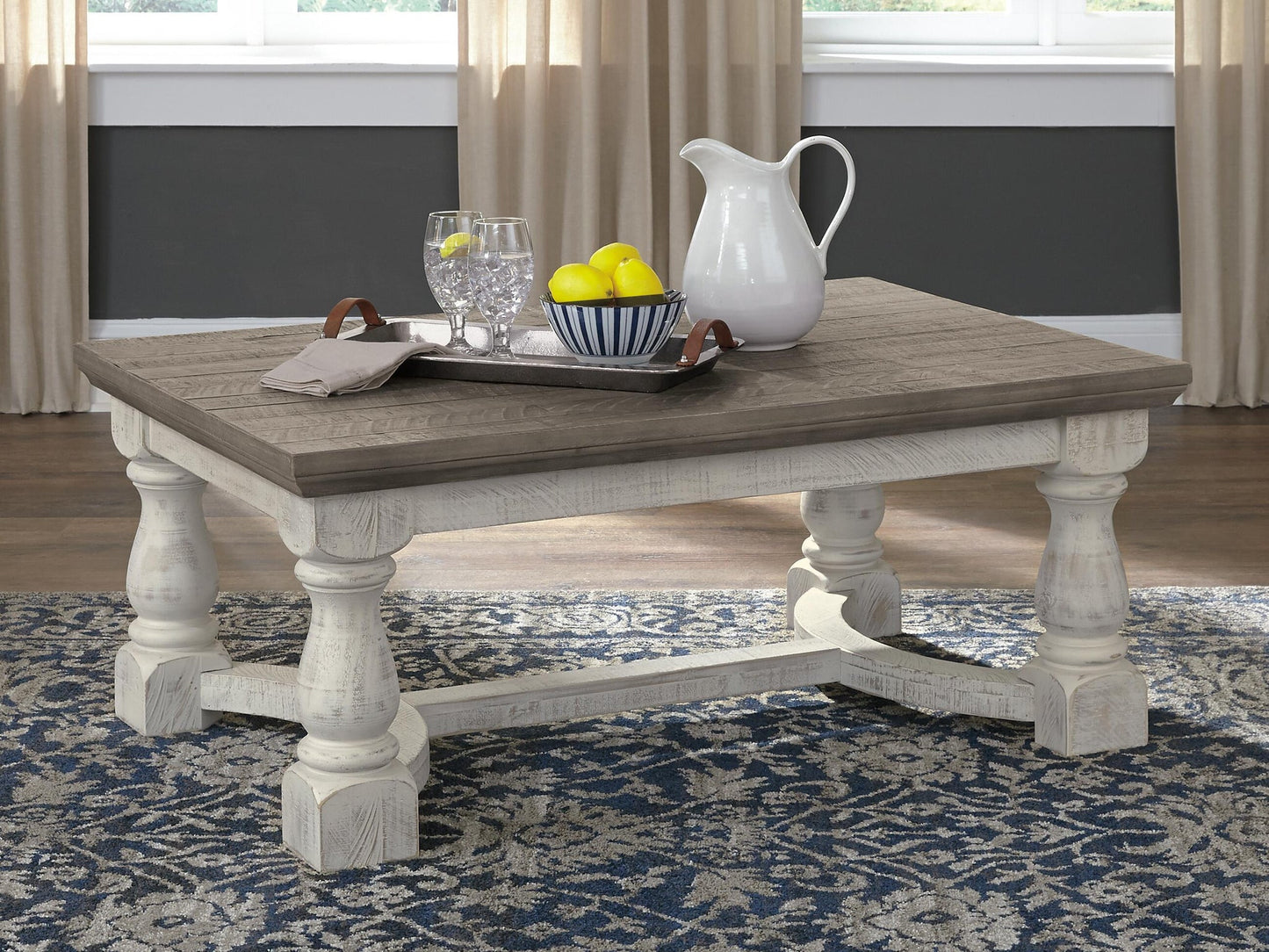 Havalance Rectangular Cocktail Table