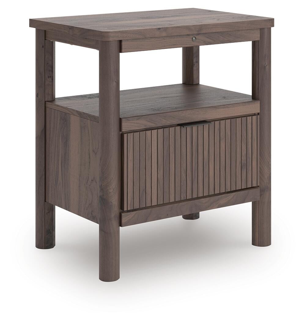Pamytta King Upholstered Panel Bed, Dresser, Mirror and Nightstand